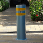 removable bollard